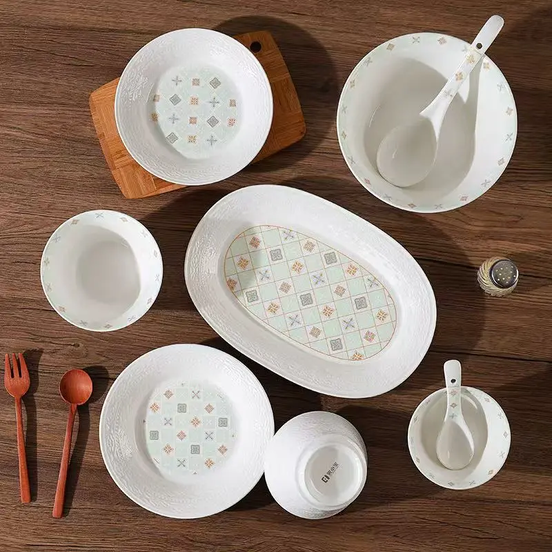 Embossed (White) dinnnersets.jpg